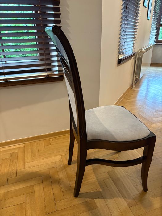 Krzesła do jadalni, krzesła stołowe brązowe, domowe, drewniane, stół