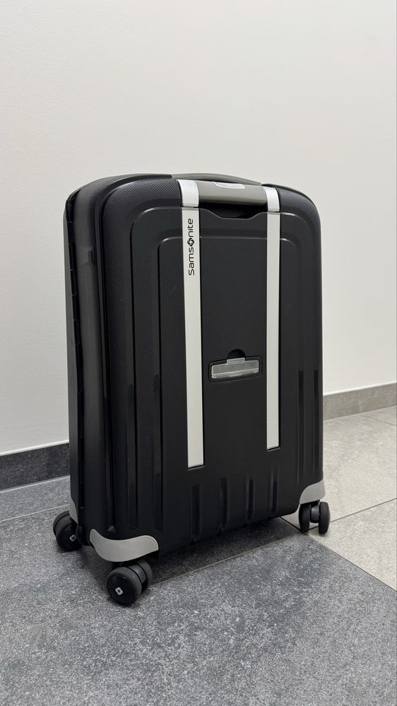 Чемодан  Samsonite  S'Cure 55x40x20 , 34L