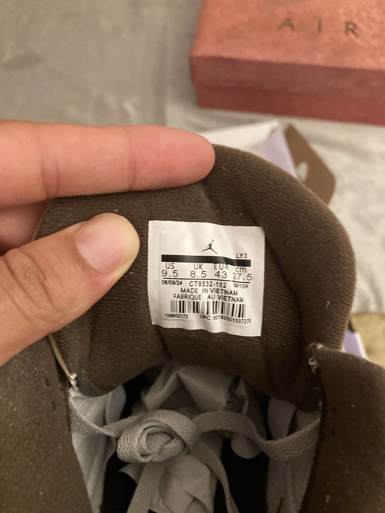 Jordan 3 Brown castanho
