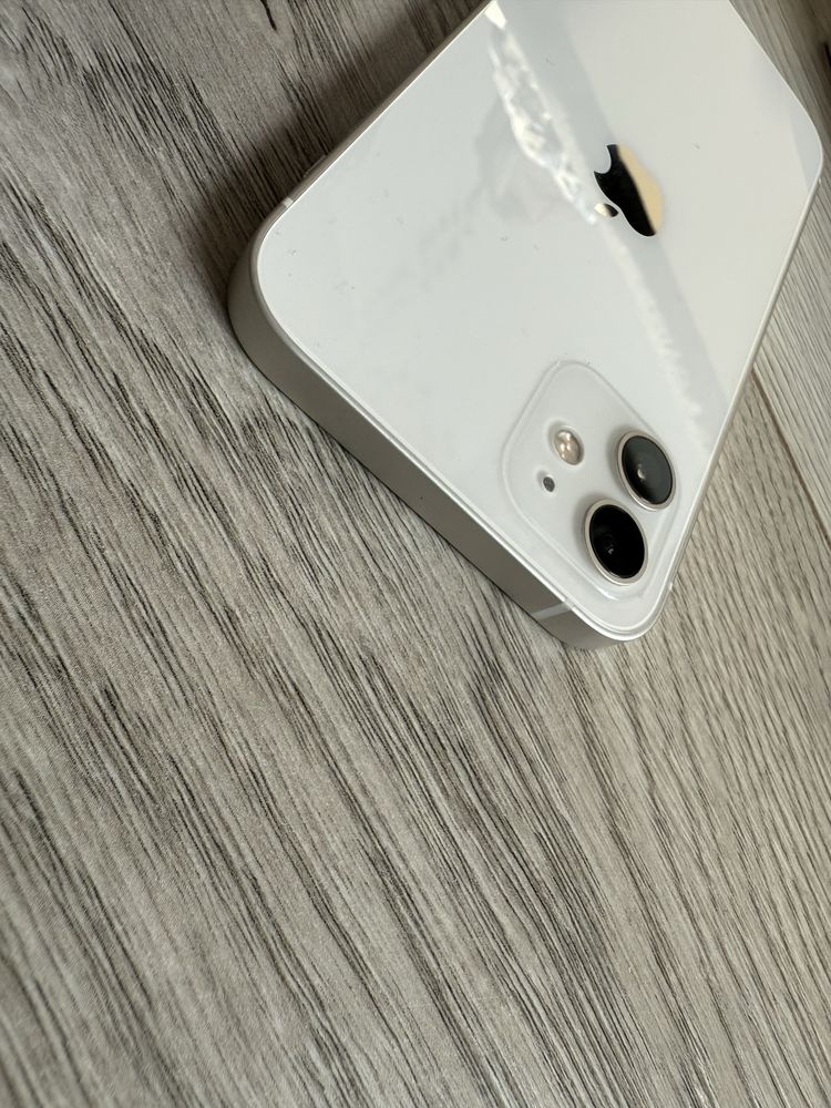 Iphone 12 biały 64GB