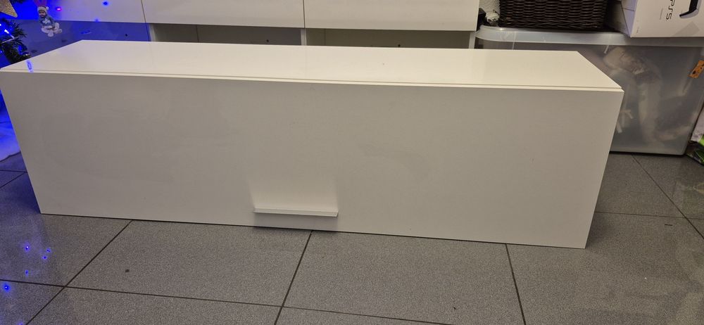 Movel de sala em boas condições