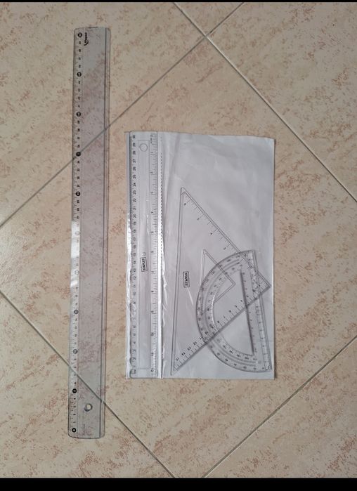 Pack Materiais Escolares = 4€