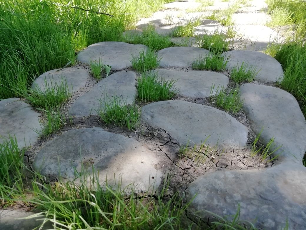 Тратуарная плитка. Бетонные заборы. Ворота калитки. Установка,доставка
