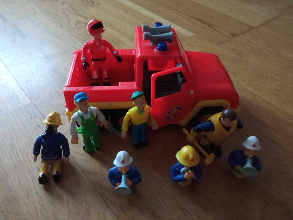 Auto strażaka Sama z figurkami