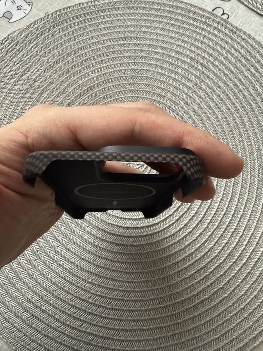 Продам чохол PITAKA на Iphone 15 pro, Sunset