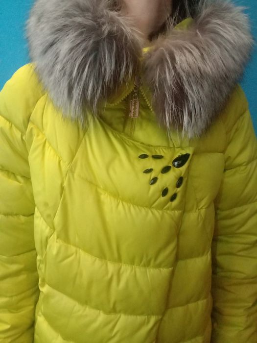 Продам пуховик Б/у
