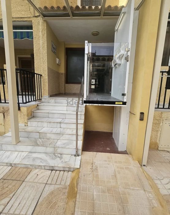 Mieszkanie . Kawalerka w LaMata Hiszpania wybrzeże Costa Blanca