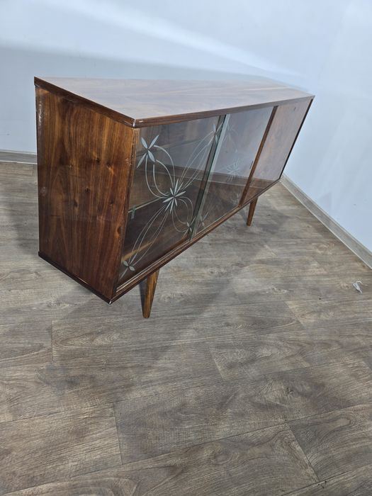 Komoda prl transport