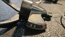 Manetka SHIMANO Altus SL-M2010, Lewa 3 biegi