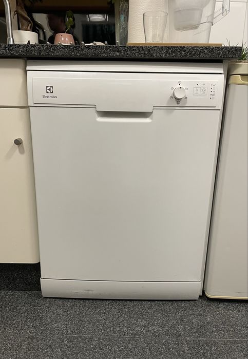 Maquina lavar louça Eletrolux ESF6200LOW