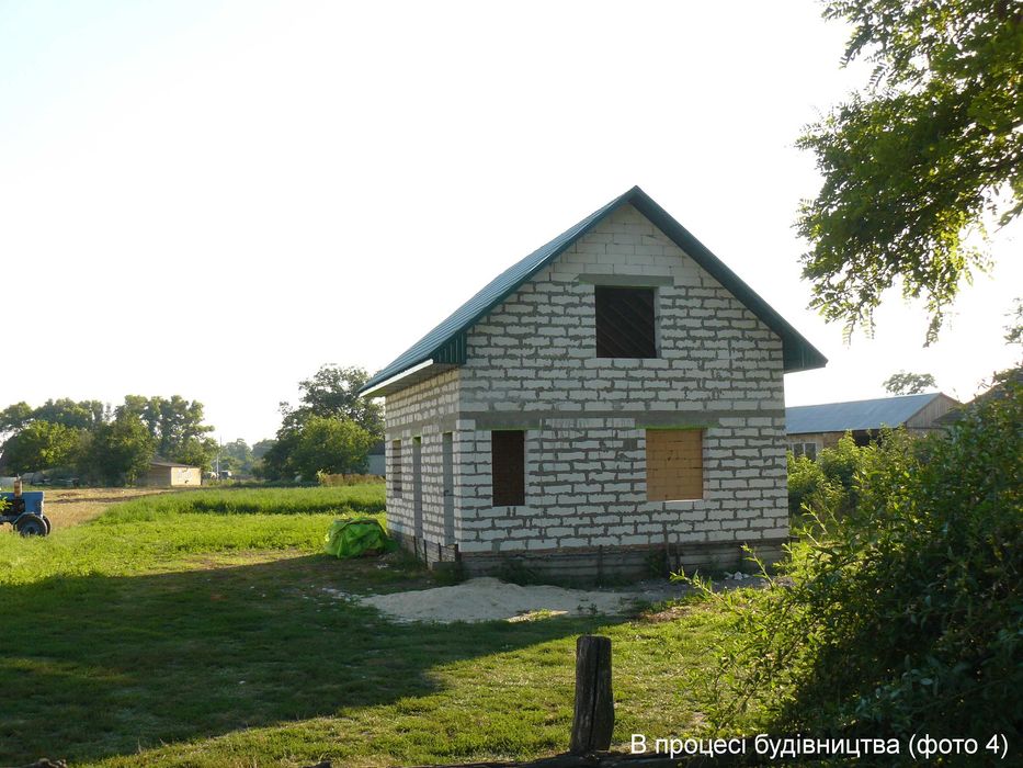 Продам новий будинок 90 кв. м і ділянкою на 15 соток. Велика Каратуль.