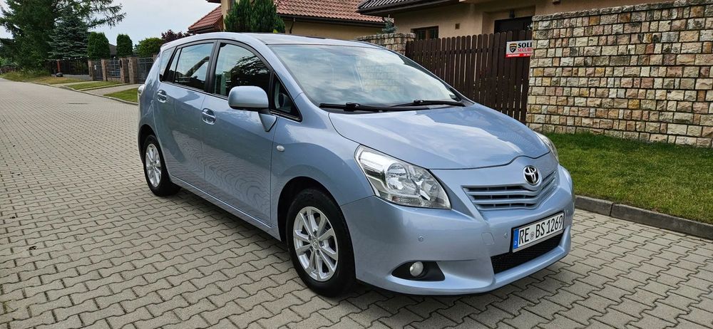 Toyota Verso 2011 Rok 1.6 Benz. 132 Ps Przeb.185 Tys.km 100% Bezwypadek Super Stan