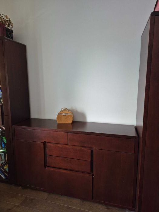 Meble drewniane komoda, szafa duza i biblioteczka