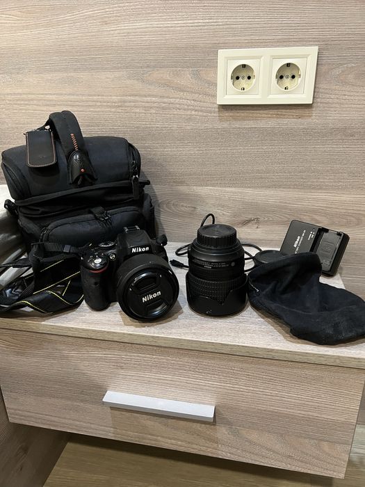 Nikon d5100 + nikkor af-s 50mm 1:1.8 g+ nikon af-s 18-105mm 1:3,5-5.6g