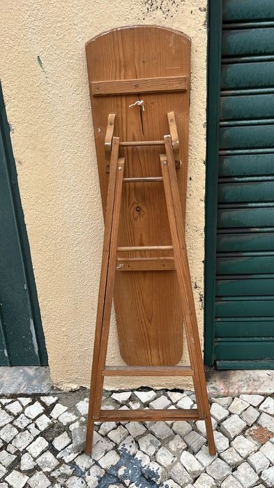 Tábua de #engomar em madeira #vintage