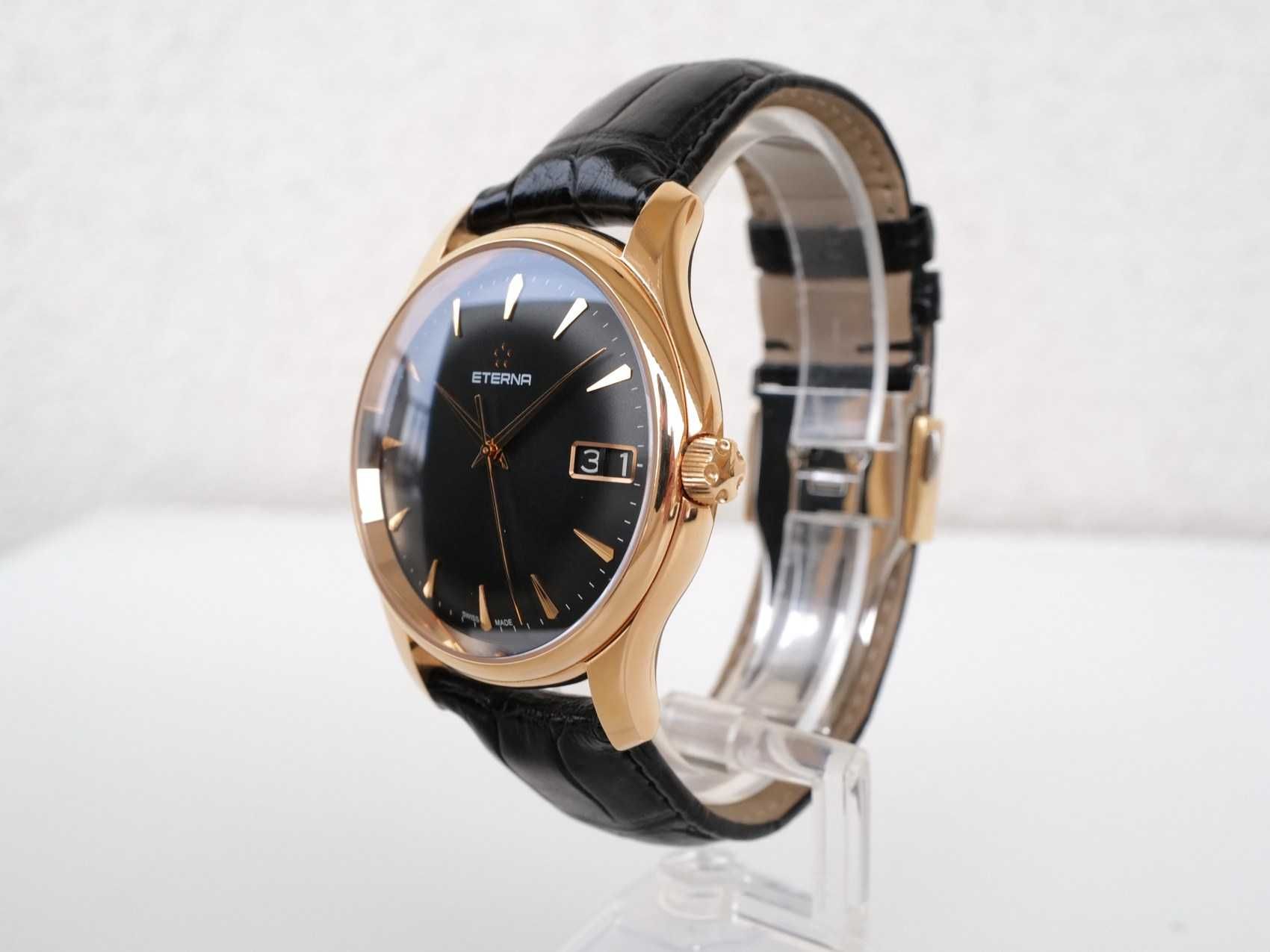Eterna Vaughan Big Date 18K Rose Gold 42mm