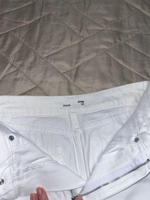 Джинсова спідниця Sinsay. Розмір 32.