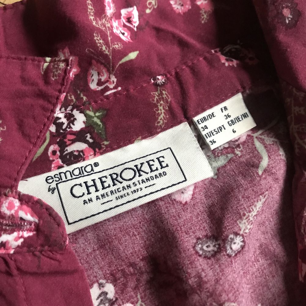 Sukienka Cherokee S 36 midi w kwiaty wiskoza 100% bordo