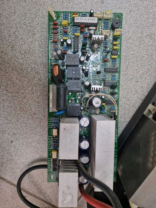 Джерело безперебійного живлення Luxeon UPS-1000ZX