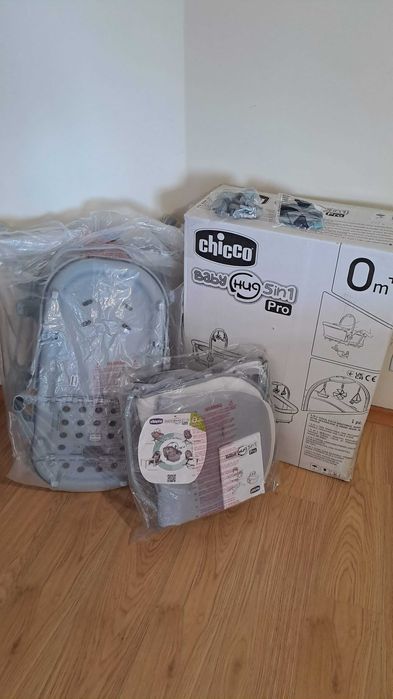 Conjunto ChiccoBabyHug 5 em 1 Pro (bom estado+acessórios:mesa+colchão)