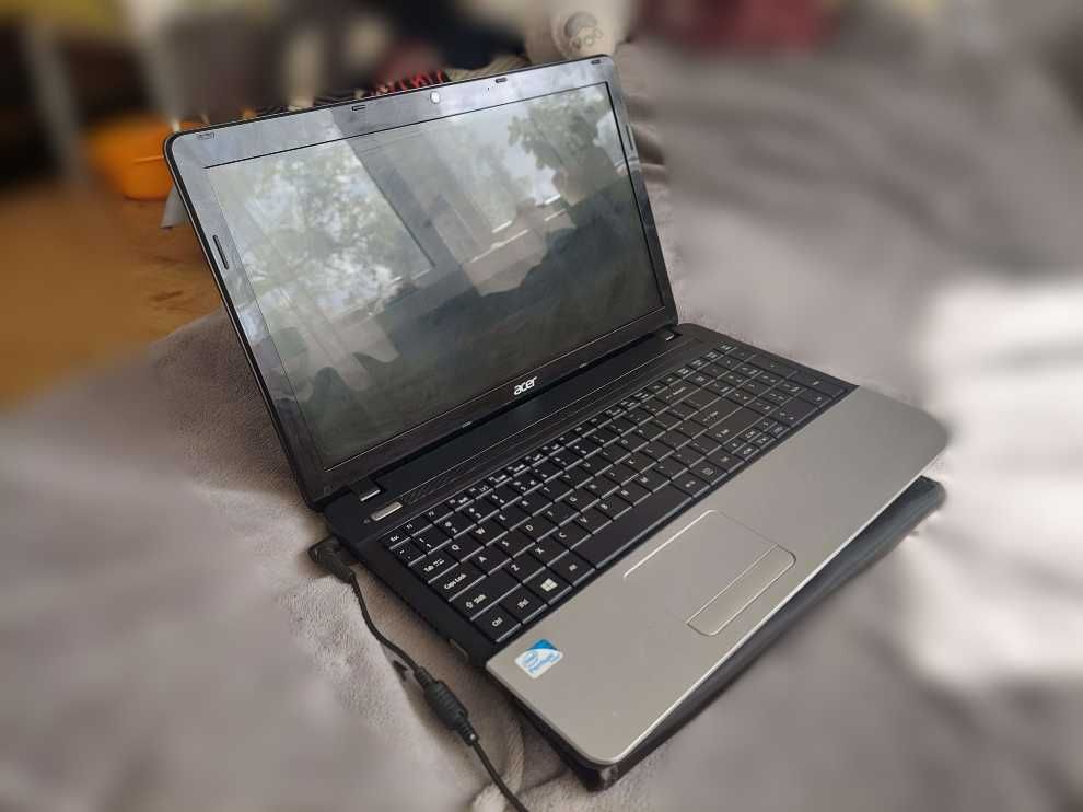 Laptop ACER Aspire E1-531-B964G50