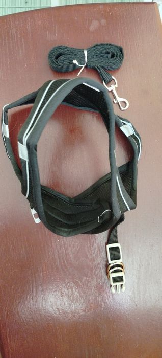 Шлейка ошейник и поводок для собаки