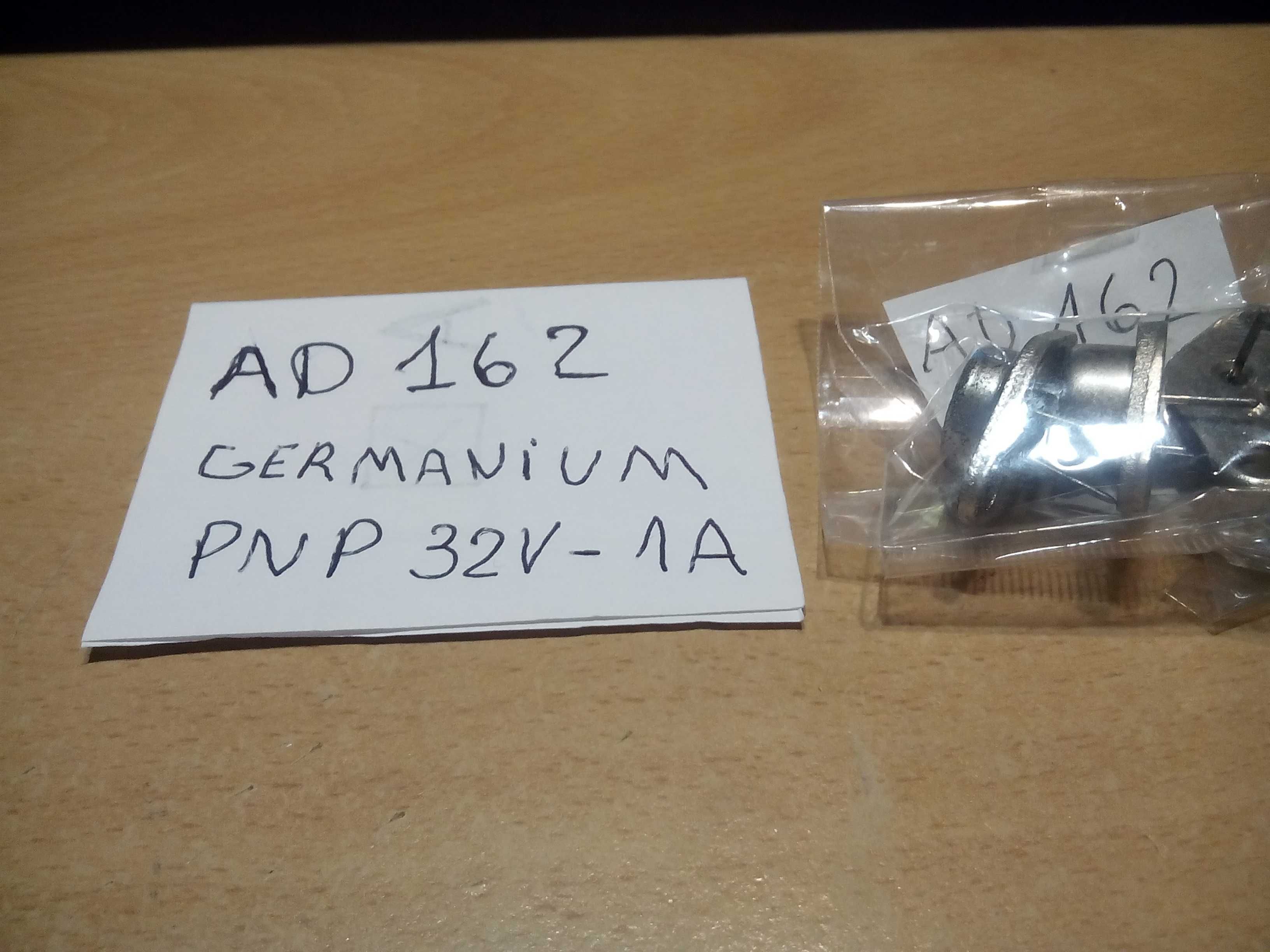 AD 162 - GERMANIUM - PNP (novos)