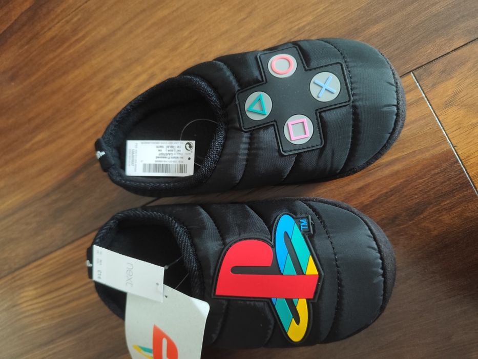 Nowe oryginalne kapcie Play Station r. 29/30