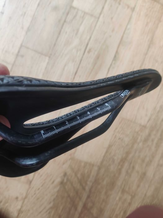 Siodło rowerowe carbon RYET drukowane 3D 245x145mm