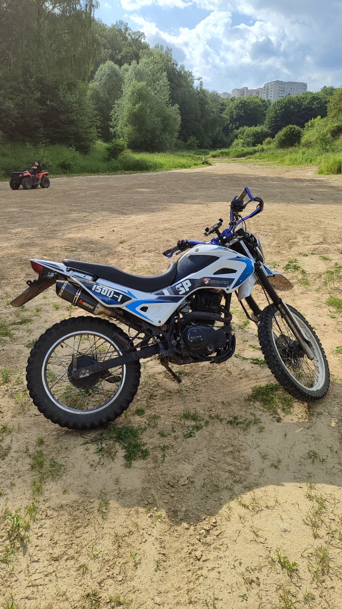 SPARK SP 250 D-1 Торг присутній
