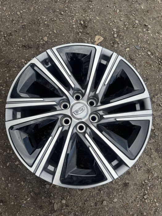 Диск cadillac lyriq r20