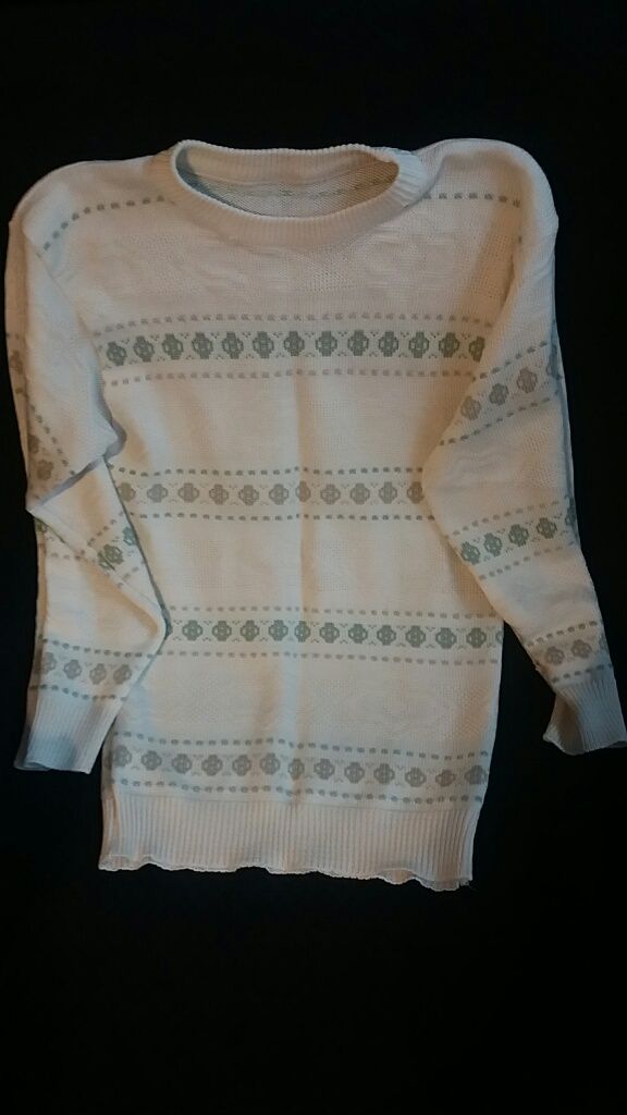 Sweter kremowy Vintage