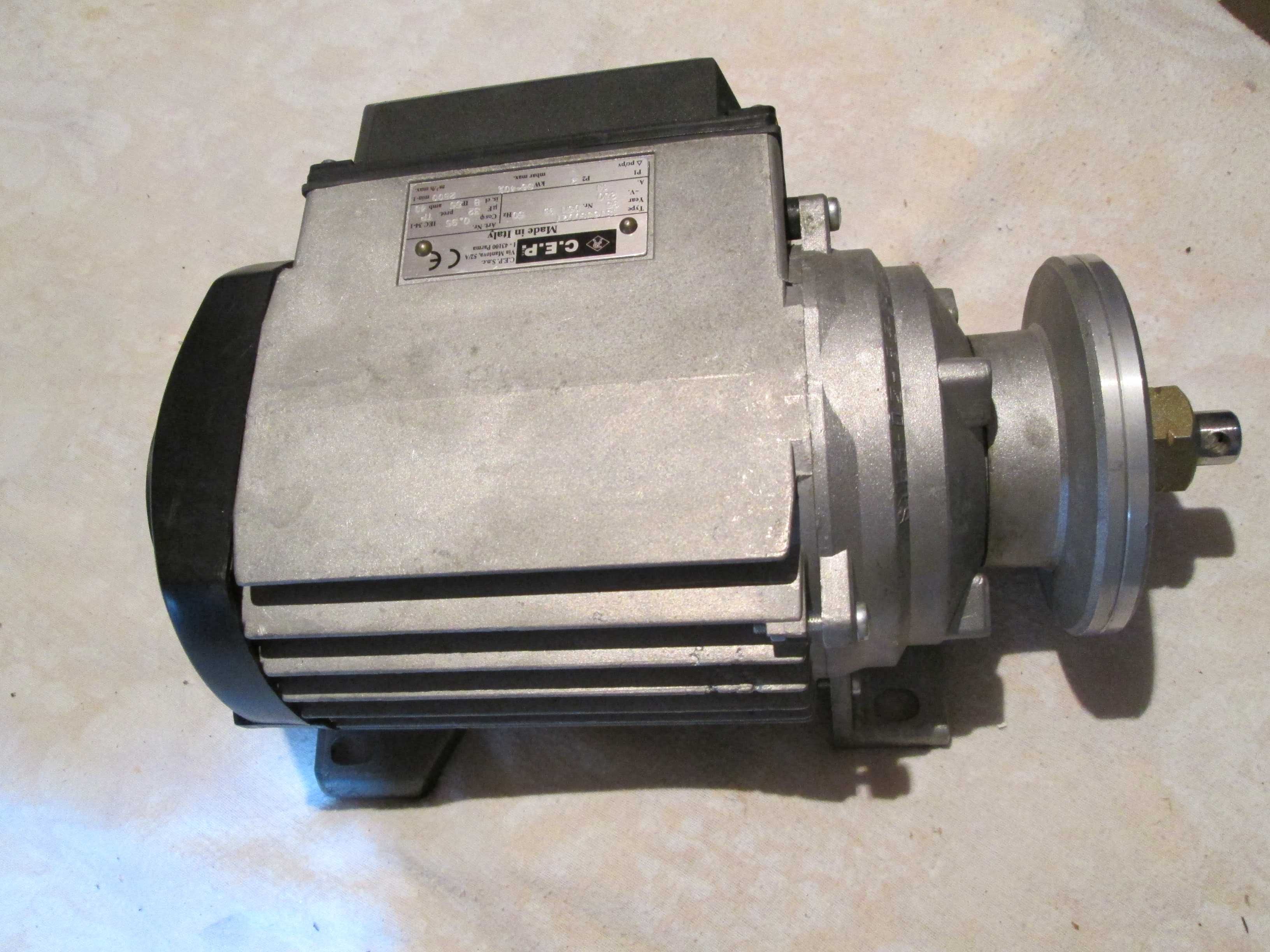 Motor monofásico 3000rpm 2cv NOVO