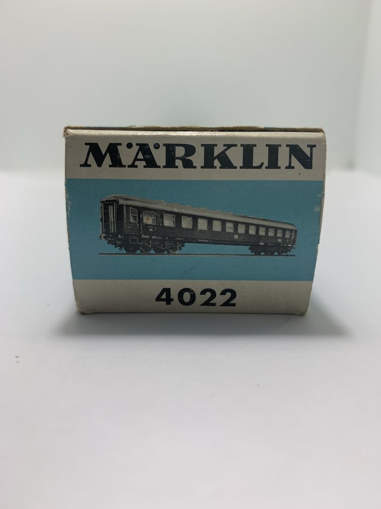 Carruagem Marklin 4022 escala H0