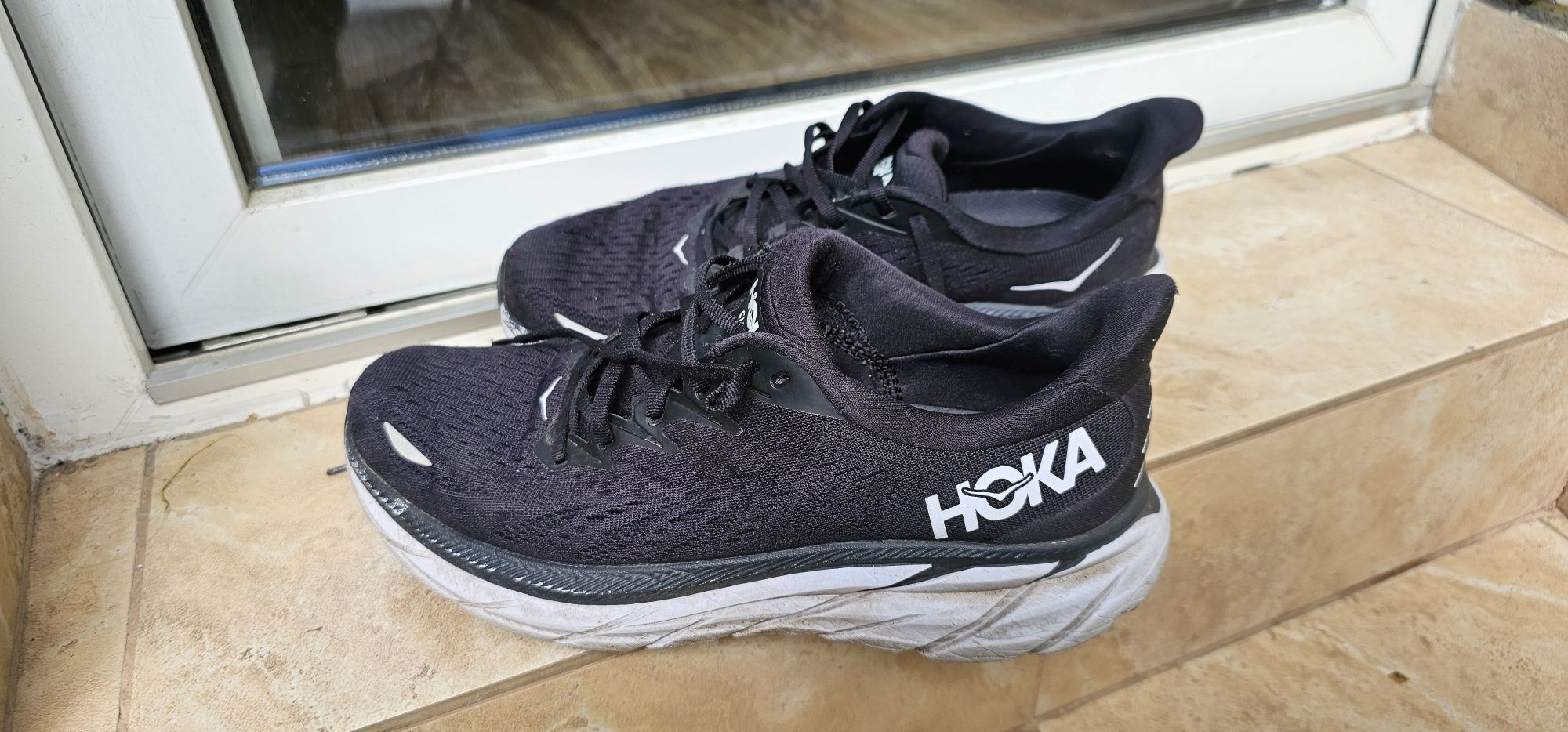 HOKA męskie buty do biegania rozmiar 42 wkładka 26,5cm