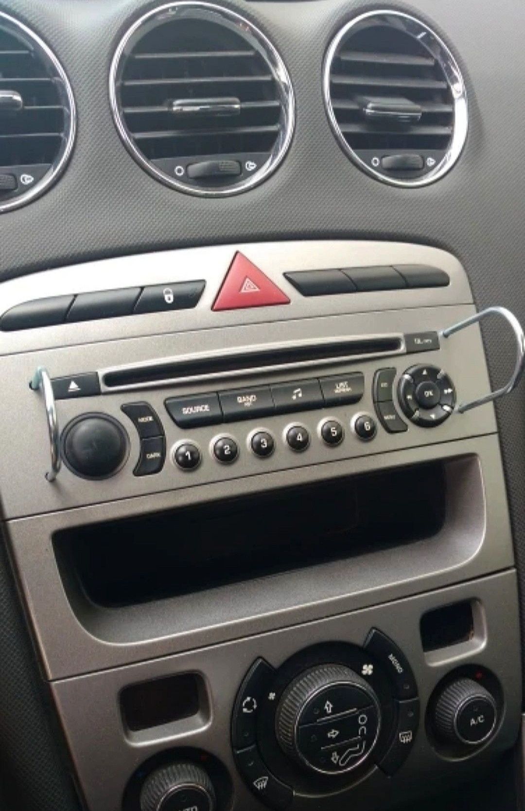 Bluetooth адаптер для Peugeot, Citroen (aux) (RD4) (пежо)