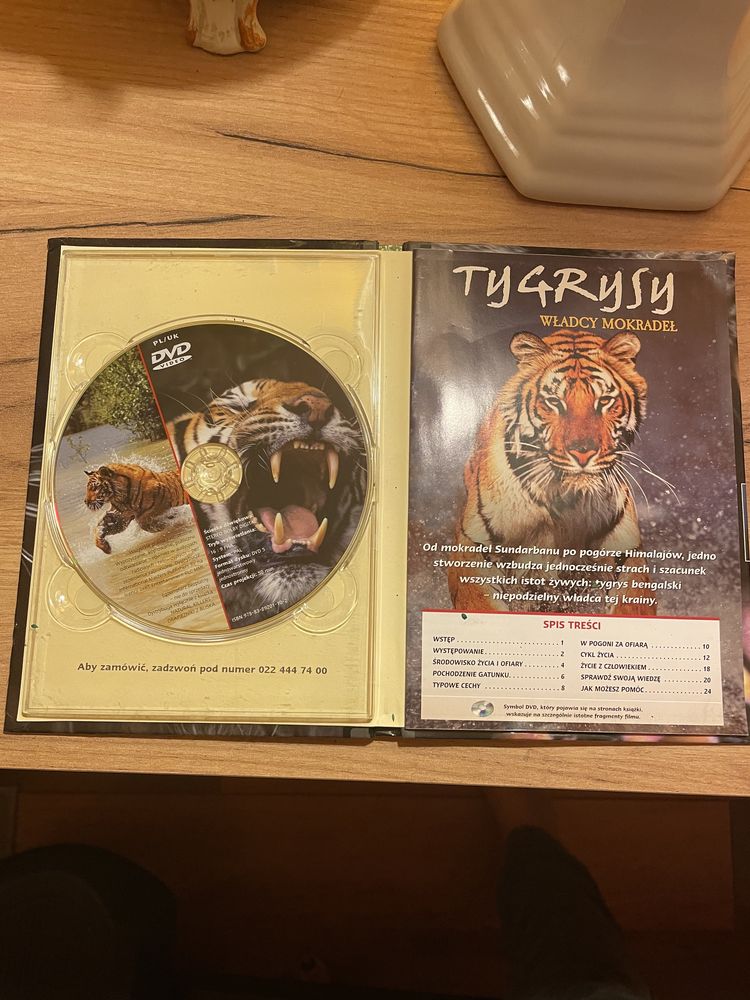 DVD Tygrysy Władcy Mokradeł plus książeczka