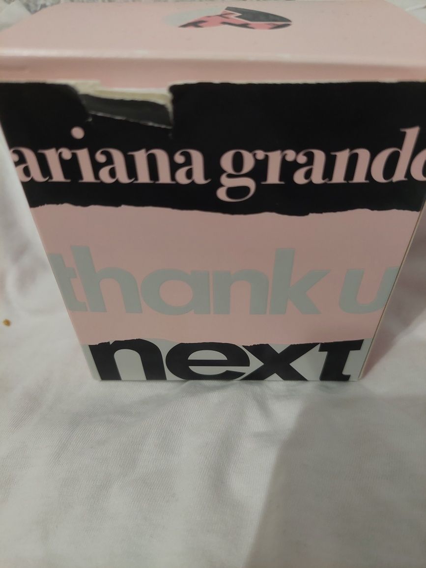 Ariana grande perfum