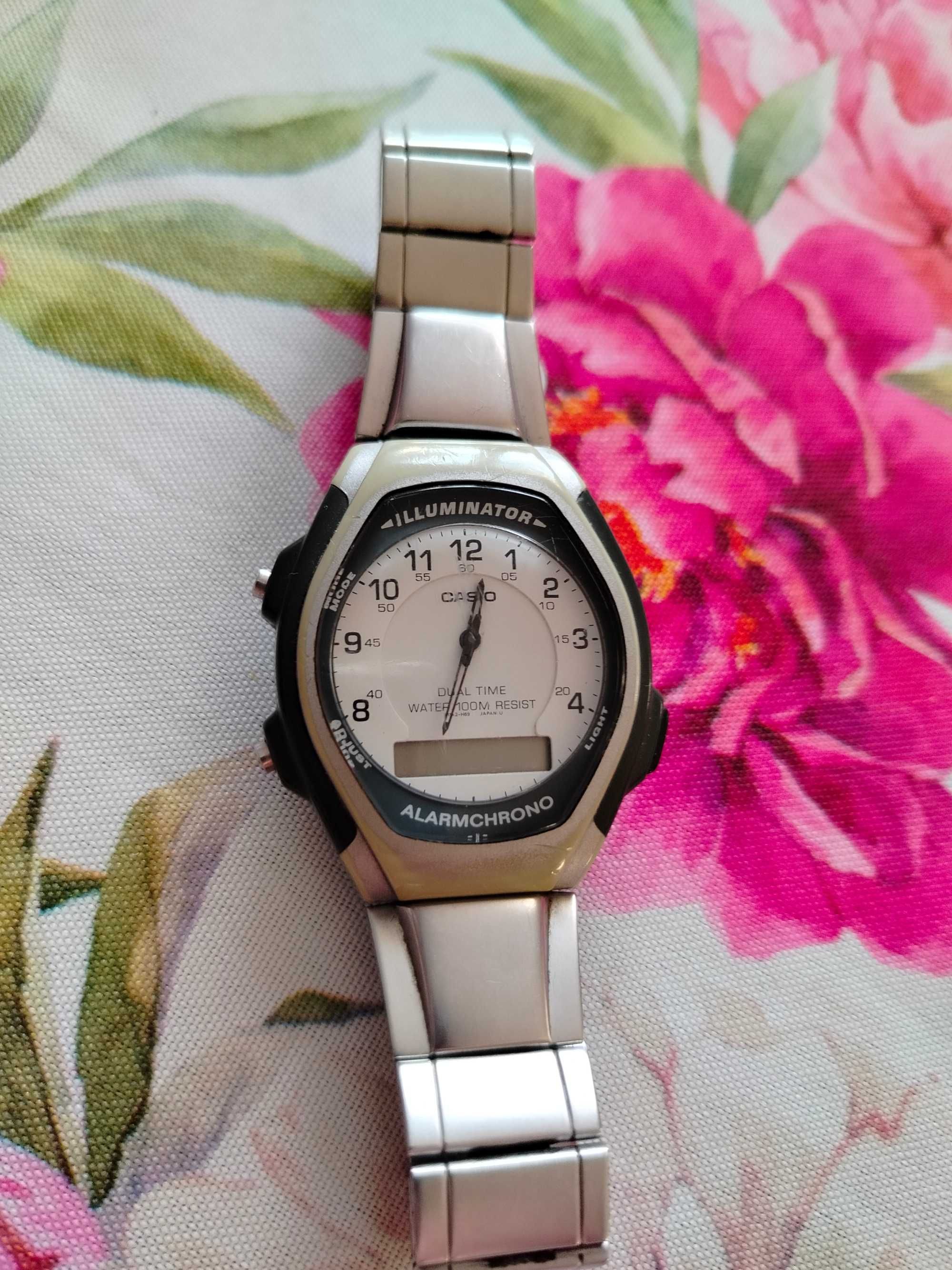 Casio z 1998 roku. ILLUMINATOR. Sprawny. Wysoka jakość.