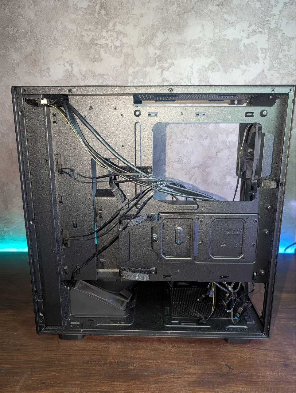 Корпус для NZXT H5 Flow RGB 2023 (ATX) Без скла