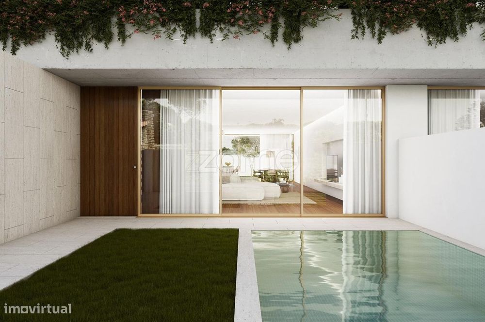 Moradia T3 de Luxo com Piscina no Centro de Esposende.