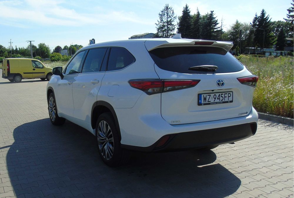 Toyota Highlander Hybryda  2,5l   Rok 2021 Sprzedam/zamienię