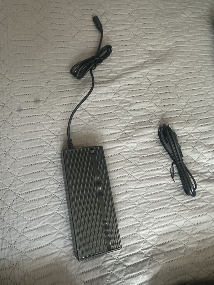 Ładowarka kukirin g2 max