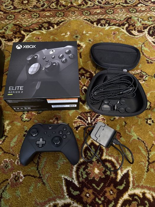 Xbox Series X 1Tb, 3 гейпади + бонусом акаунт зі STALKER 2