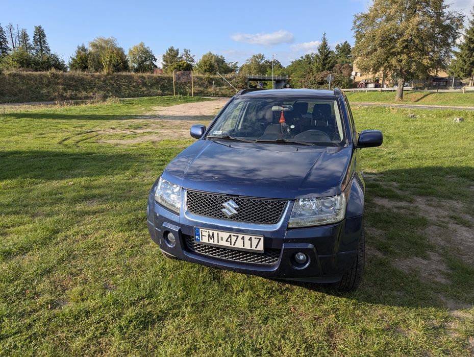 Suzuki Grand Vitara 2.0 LPG • 4x4 • Hak • Klimatronic