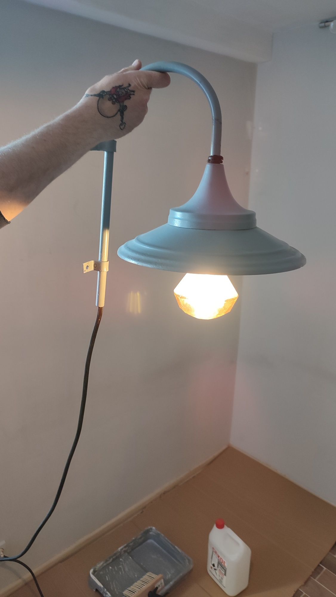 Lampa wisząca uliczna loft