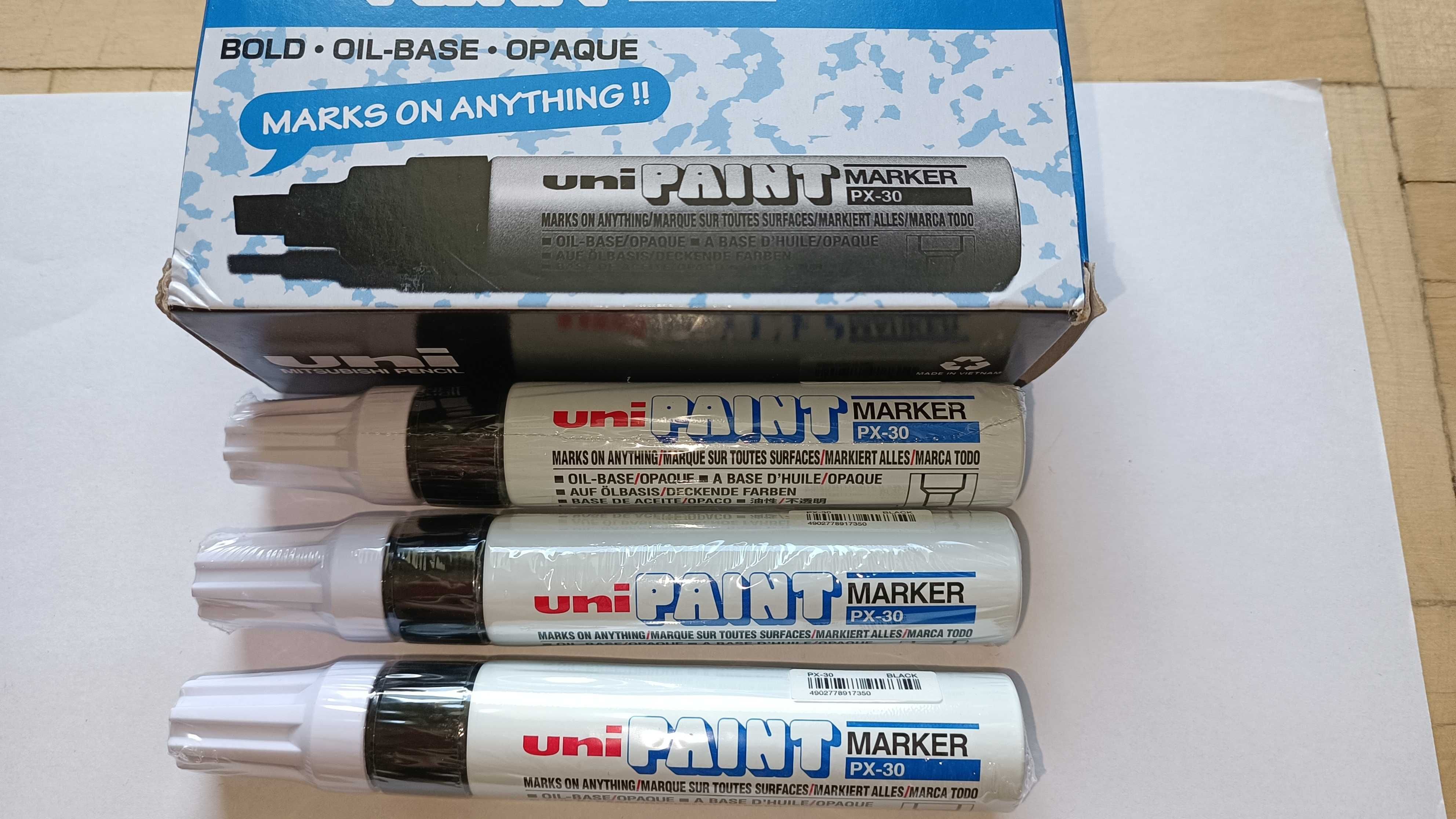 Marker Uni Paint PX-30