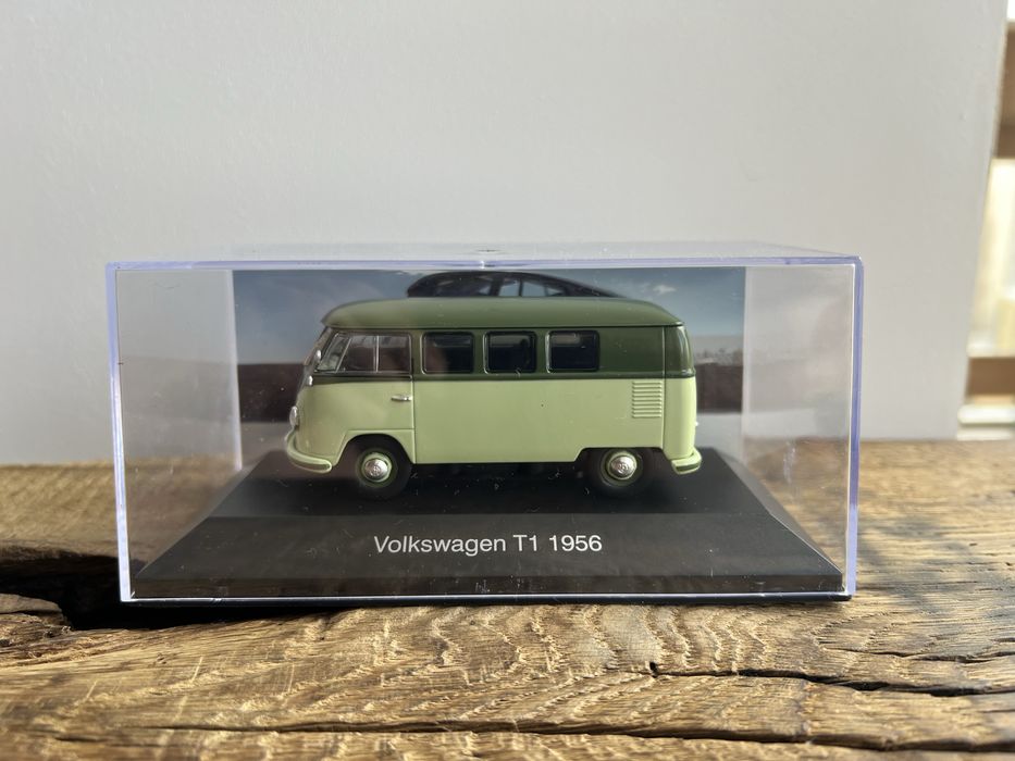 Колекційні оригінальні моделі машинок