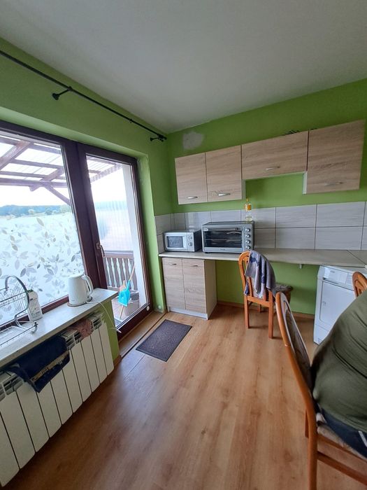 Duży pokój + łazienka + kuchnia + parking + internet