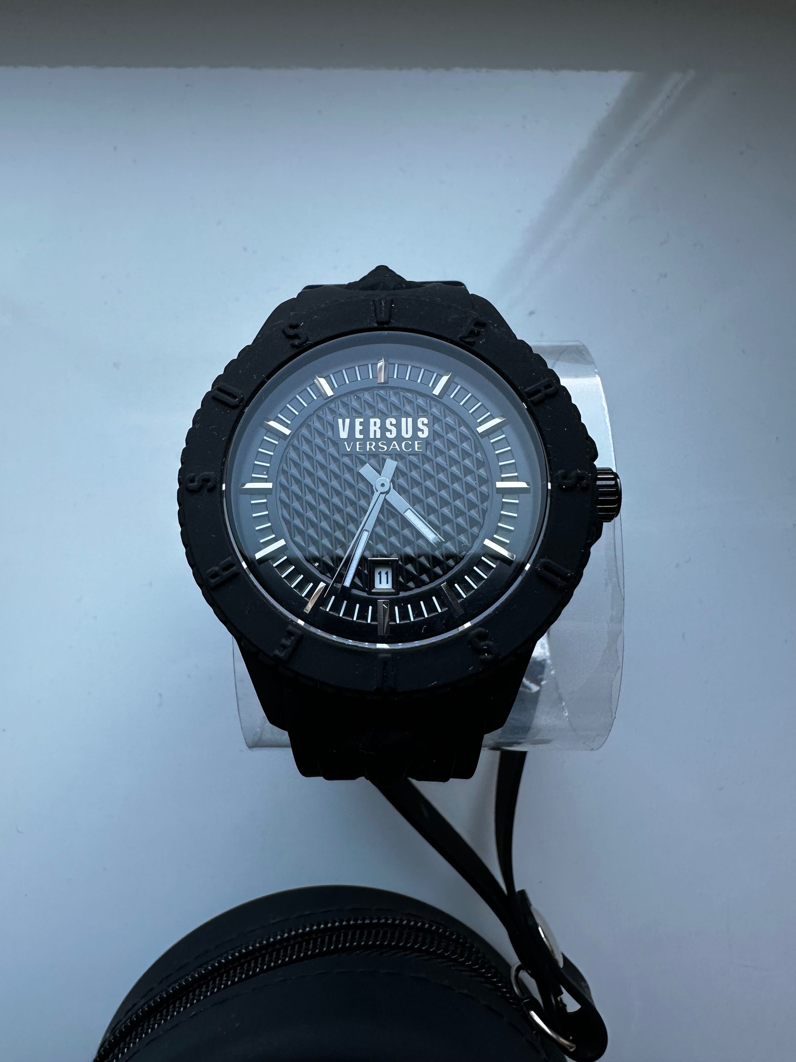 Versus Versace часи